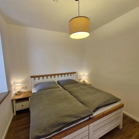 公寓 Ferien Im Denkmal 孙登