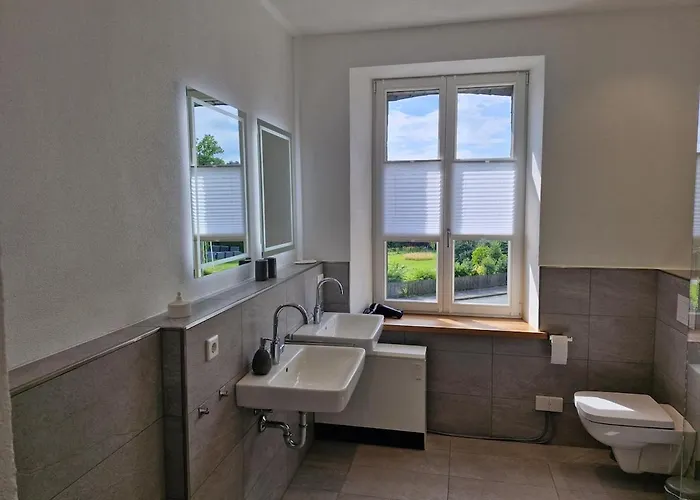 公寓 Ferien Im Denkmal 孙登